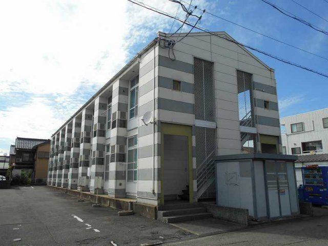 レオパレスLalの外観画像