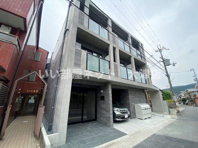 THE GARNET SUITE RESIDENCE 山科WESTの外観画像