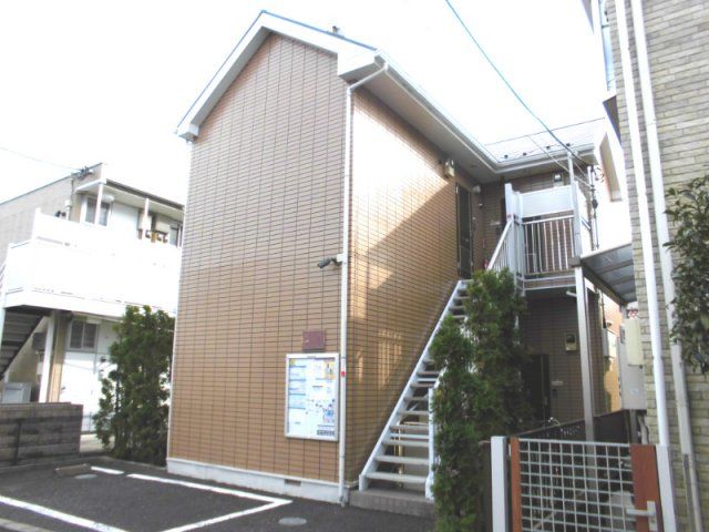 レオパレスTAMAの外観画像