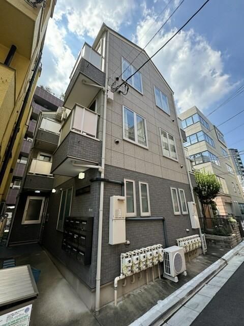 シャンテ西日暮里駅前の外観画像