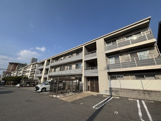 フィエスタの外観画像