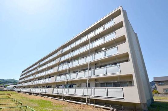 ビレッジハウス小千谷1号棟の外観画像