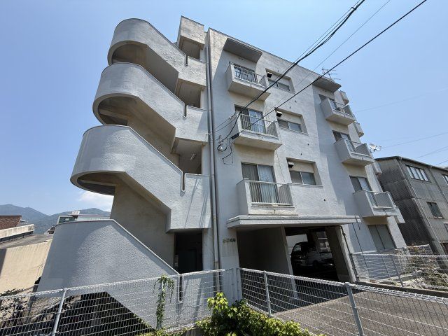 沙羅ビルの外観画像