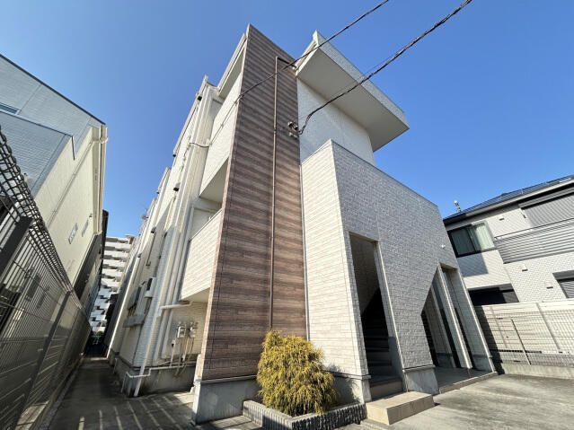 CB大宮サルースの外観画像