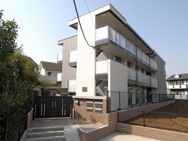 レオパレスシャルールの外観画像
