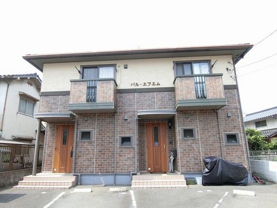 パル・エフエムの外観画像