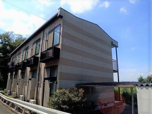 レオパレススラッシュハウスの外観画像