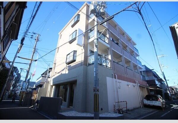マンションフィオーレの外観画像