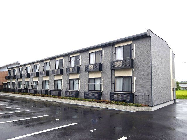 レオパレスワゲン エドの外観画像