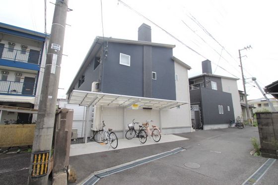 ポコブルーノの外観画像