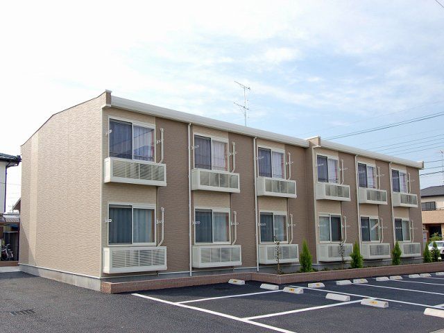 レオパレスメゾンオールの外観画像