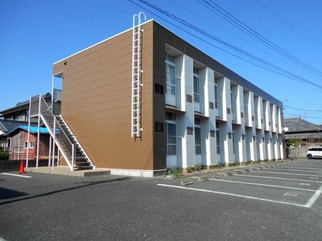 レオパレスレーブの外観画像