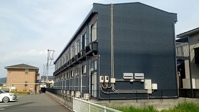 レオパレスR&Jの外観画像