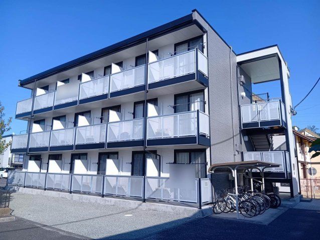 レオパレスドライクランクの外観画像