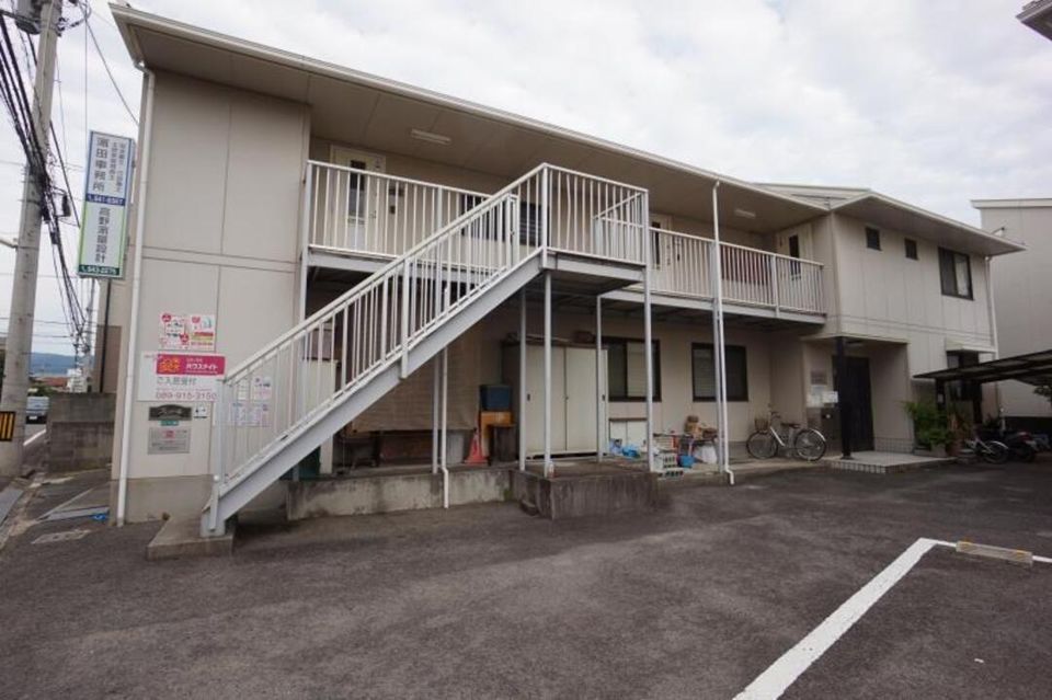 コーポラル高野 2の外観画像