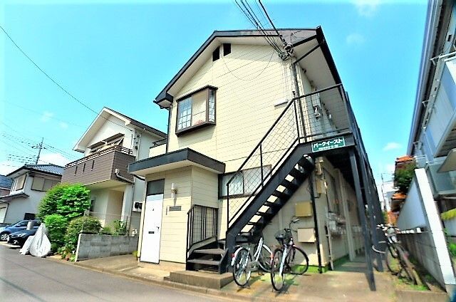 パークイーストの外観画像