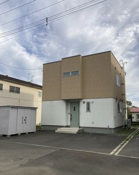 鳥取大通4丁目貸家の外観画像
