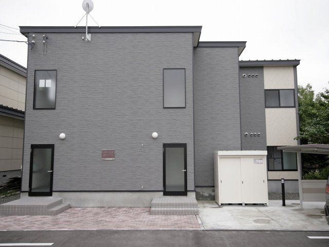 レオパレスエイトファイブ依田の外観画像