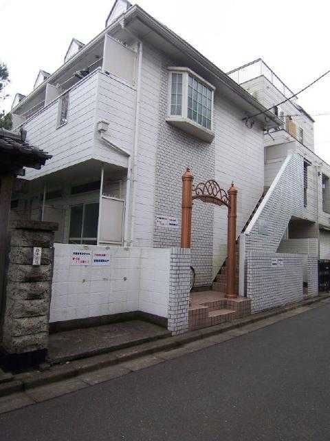 レオパレス武蔵浦和の外観画像