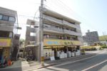 ロイヤル石田B棟の外観画像