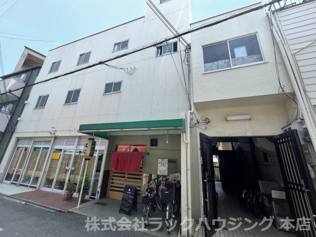 ナカジョウマンションの外観画像