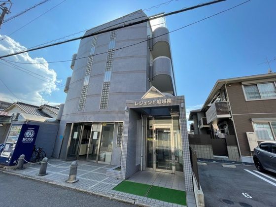 レジェンド船越南の外観画像