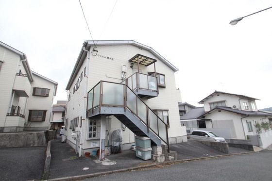 シャルム柳ヶ丘の外観画像
