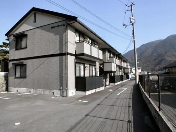 サニーコートA棟の外観画像