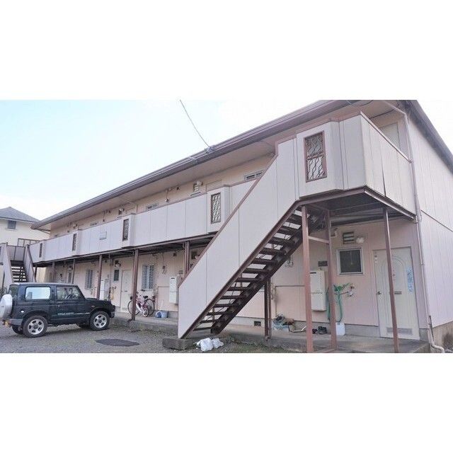 ラークハイツの外観画像