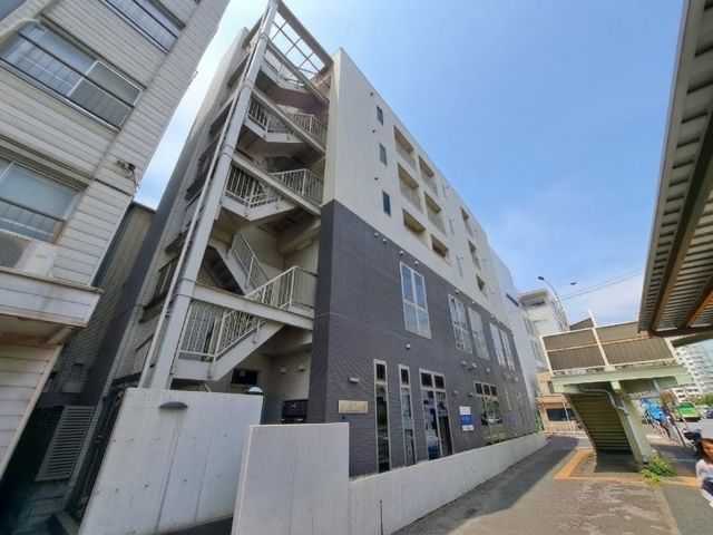 クレードル元渚の外観画像