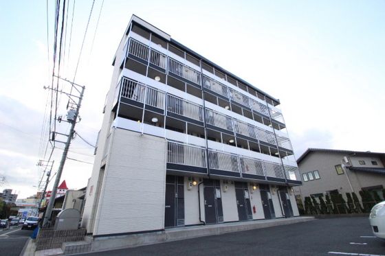 レオパレス桜尾本町の外観画像