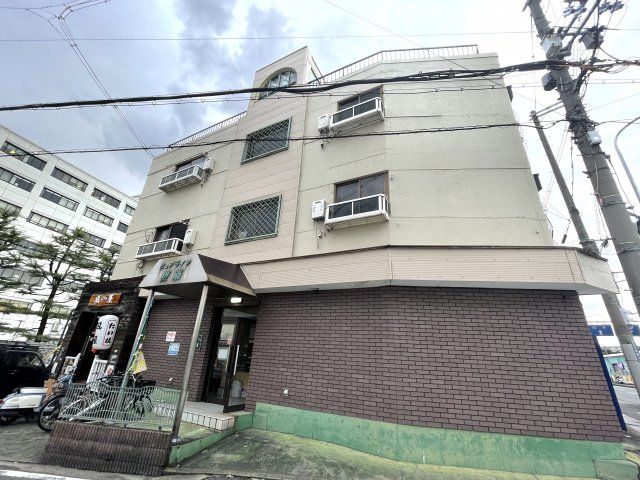 ピュアライフ摂南の外観画像
