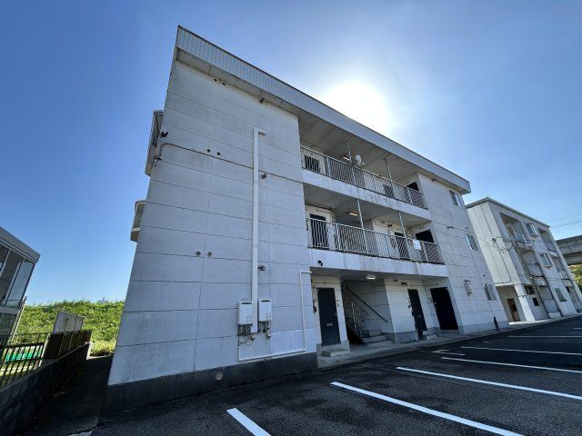 リバーサイド駒見の外観画像