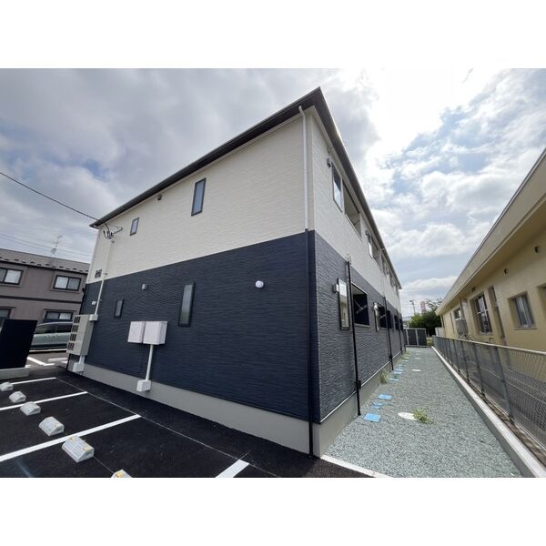 飯野坂BASEの外観画像
