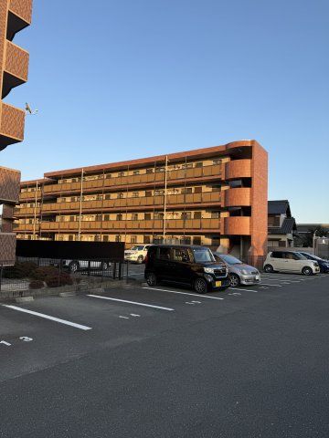 長屋マンションの外観画像