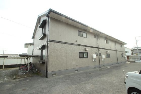 グランデージKM A棟の外観画像