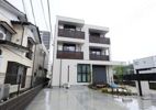 East fieldの外観画像