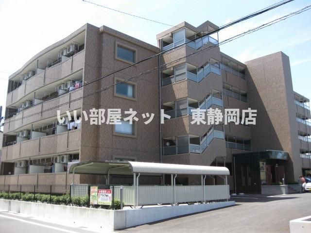 シャトー草薙の外観画像