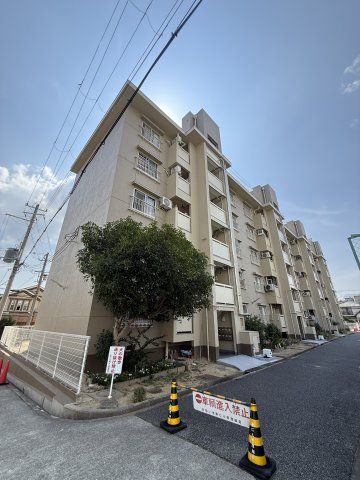 五位の池南ビルの外観画像