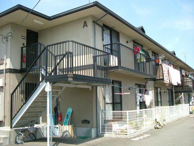 シャルマン舟山B棟の外観画像
