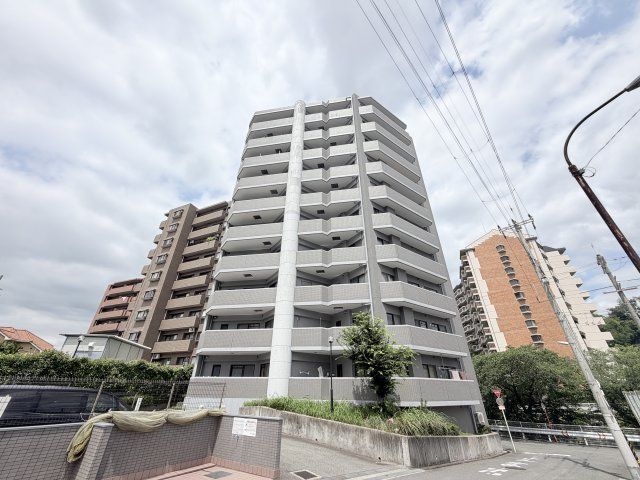 セラフ豊中向丘壱番館の外観画像