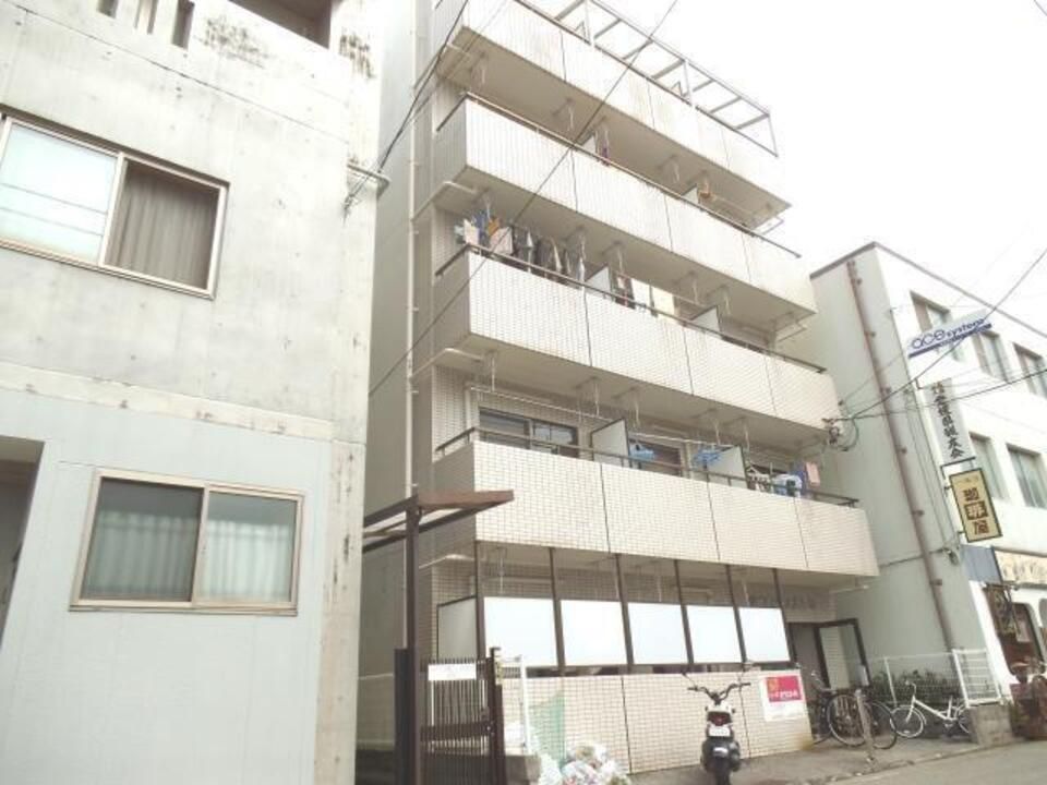 BALUYOT大手町の外観画像
