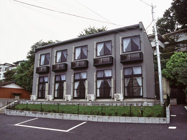 レオパレスISHIZUKAの外観画像