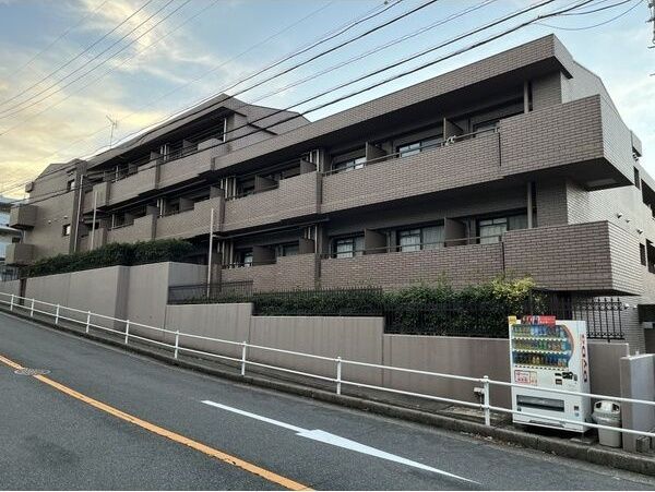 パティオ101の外観画像