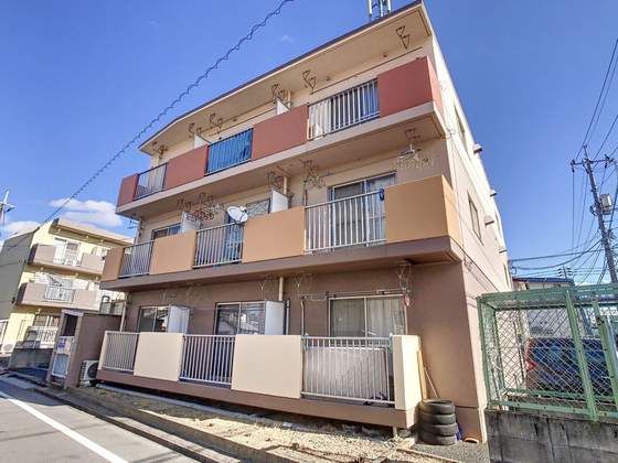 富田ハイツの外観画像