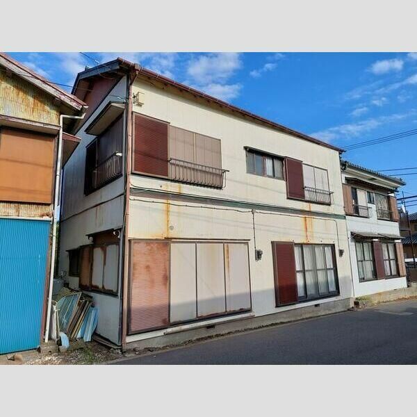 新倉アパートの外観画像