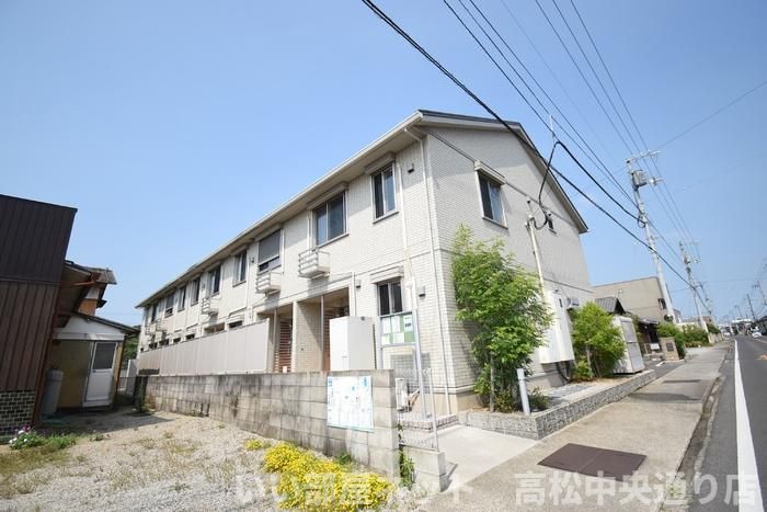 パイン グローブ井戸の外観画像