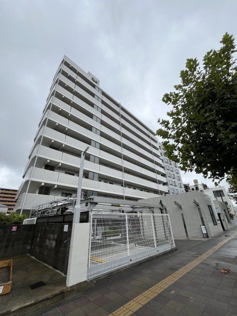 クリオ神奈川新町弐番館の外観画像