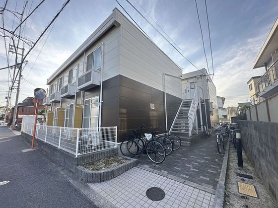 レオパレスひかりの外観画像