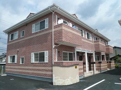 ヨーロピアンシャレー葉山台 壱番館の外観画像